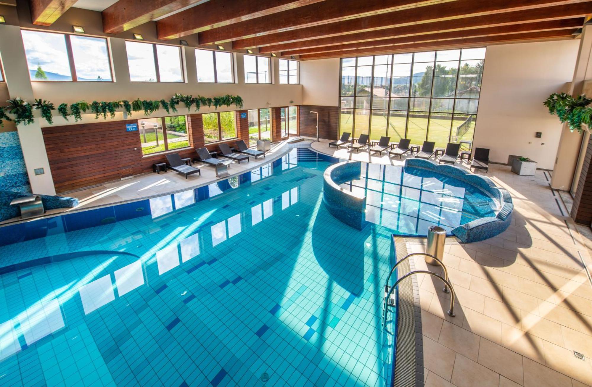 Wellness Hotel Diplomat Rajecké Teplice エクステリア 写真