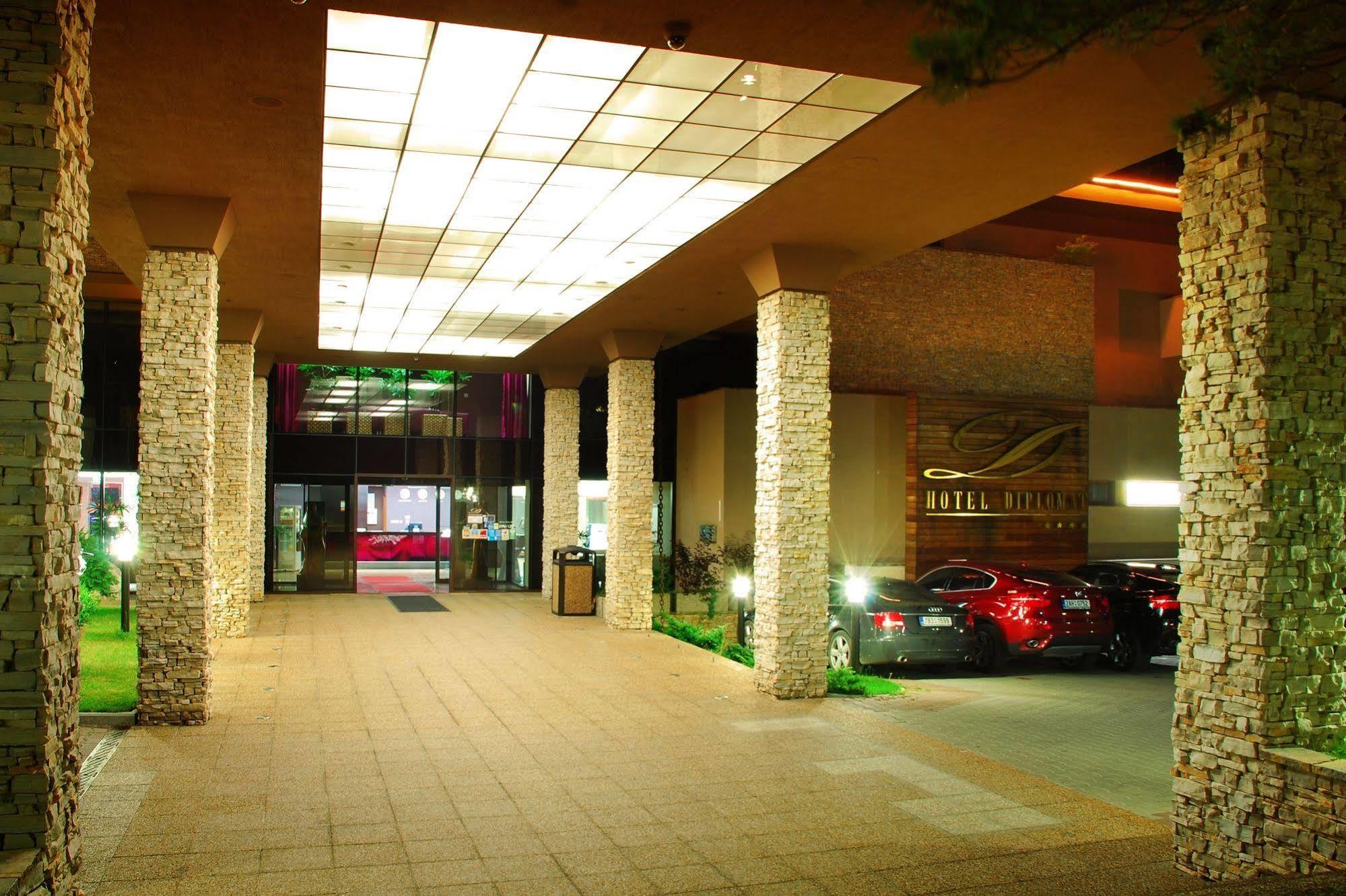 Wellness Hotel Diplomat Rajecké Teplice エクステリア 写真