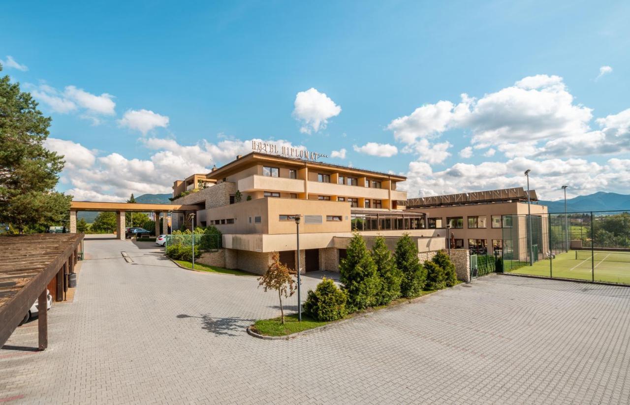 Wellness Hotel Diplomat Rajecké Teplice エクステリア 写真
